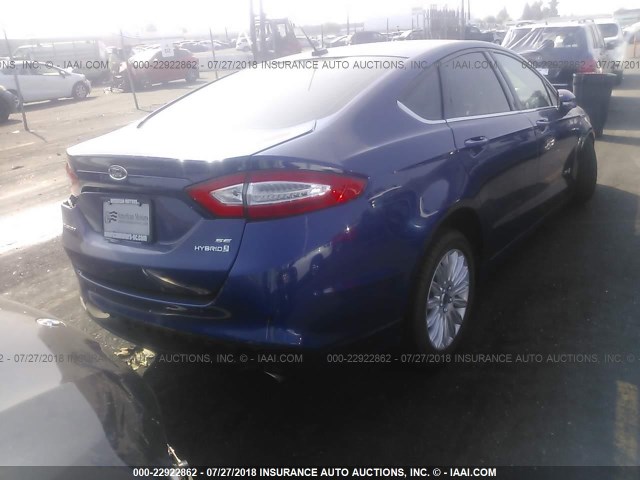 3FA6P0LU1DR386038 - 2013 FORD FUSION SE HYBRID BLUE photo 4