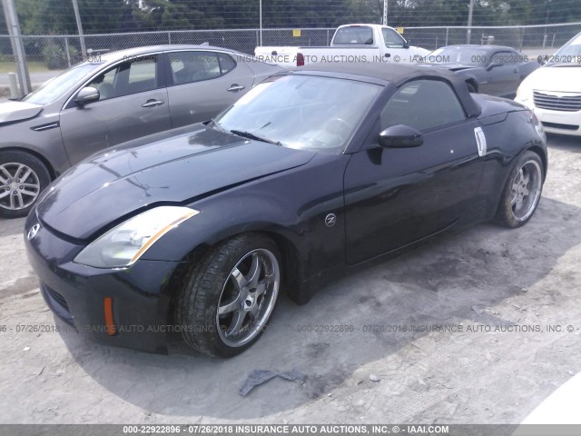 JN1AZ36A84T016482 - 2004 NISSAN 350Z ROADSTER BLACK photo 2