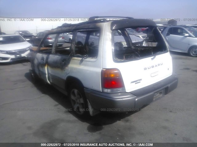 JF1SF6557WH760215 - 1998 SUBARU FORESTER S WHITE photo 3