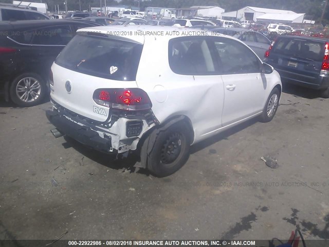 WVWAA7AJ5BW118370 - 2011 VOLKSWAGEN GOLF WHITE photo 4