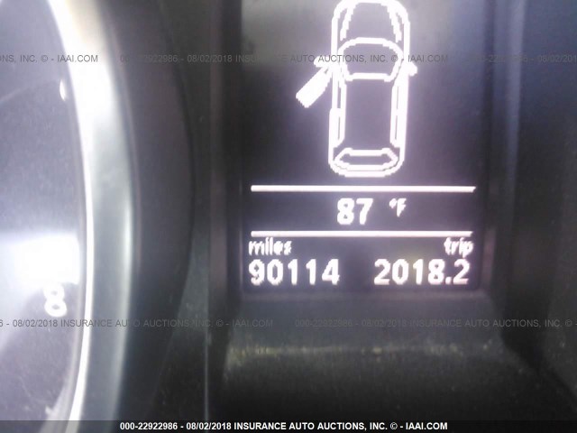 WVWAA7AJ5BW118370 - 2011 VOLKSWAGEN GOLF WHITE photo 7