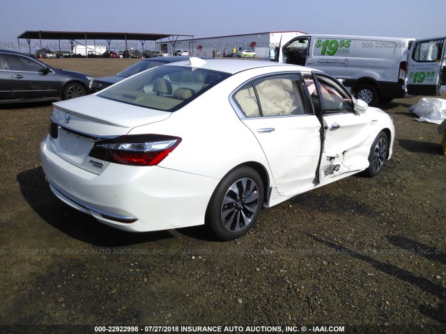 JHMCR6F72HC027543 - 2017 HONDA ACCORD HYBRID/TOURING WHITE photo 4