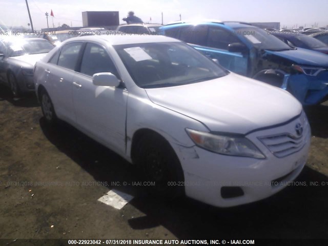 4T1BF3EKXAU556633 - 2010 TOYOTA CAMRY SE/LE/XLE თეთრი ფოტო 1