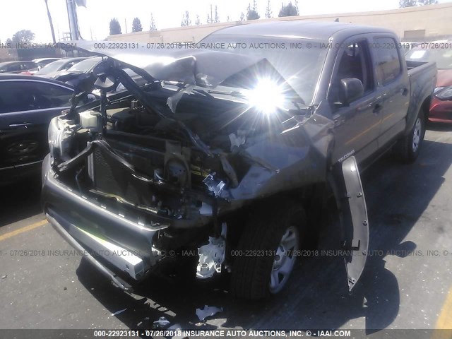 5TFJX4GN1EX030292 - 2014 TOYOTA TACOMA DOUBLE CAB 灰色 照片 2