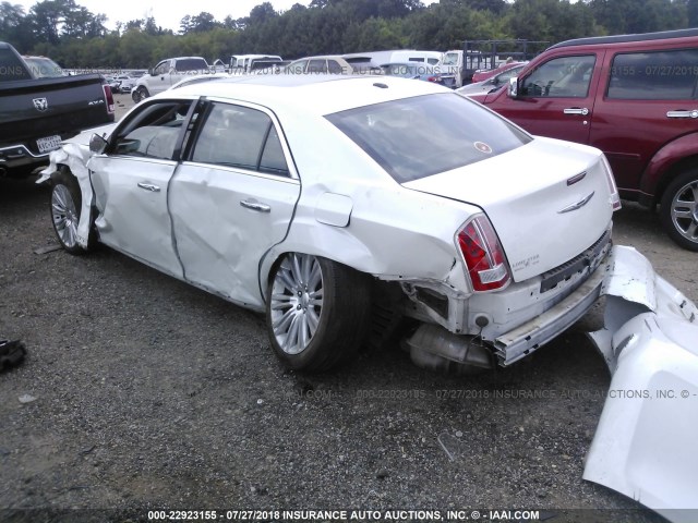 2C3CA6CT1BH529222 - 2011 CHRYSLER 300C WHITE photo 3