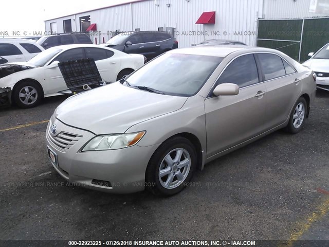 4T1BK46KX9U076488 - 2009 TOYOTA CAMRY SE/LE/XLE Champagne photo 2