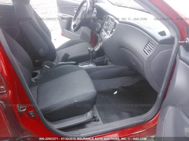 KNADE163966133840 - 2006 KIA RIO 5 ORANGE photo 5