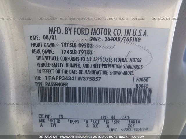 1FAFP34341W375857 - 2001 FORD FOCUS SE/SE SPORT SILVER photo 9