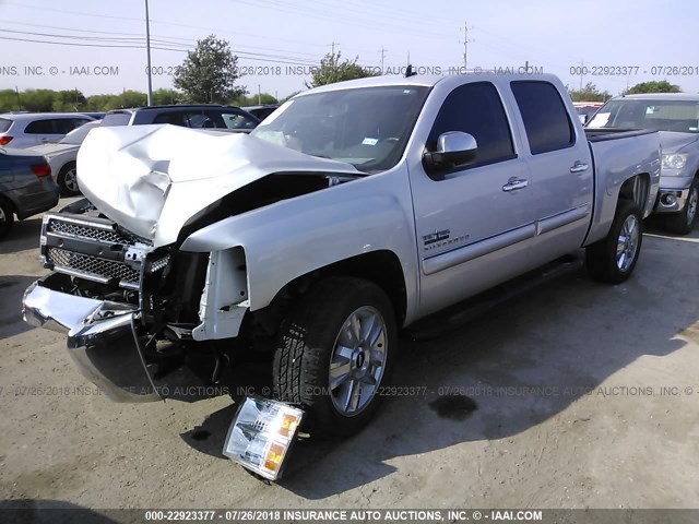 3GCPCSE07DG102441 - 2013 CHEVROLET SILVERADO C1500 LT SILVER photo 2