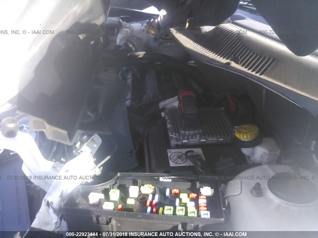 1C4NJCEA7FD329429 - 2015 JEEP COMPASS LATITUDE 白色 照片 10