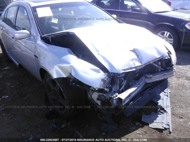 19UUA66265A026616 - 2005 ACURA TL SILVER photo 6