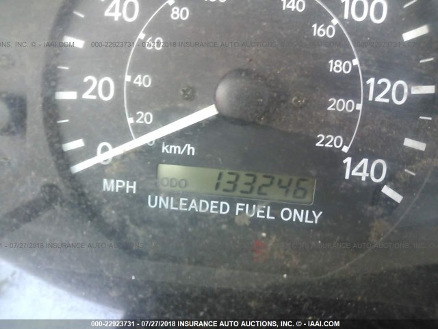 4T1BG22K4WU321776 - 1998 TOYOTA CAMRY CE/LE/XLE ნაცრისფერი ფოტო 7