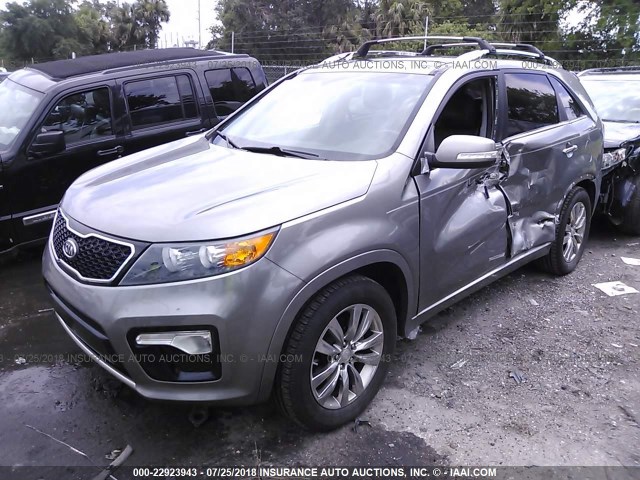 5XYKW4A29CG273211 - 2012 KIA SORENTO SX SILVER photo 2