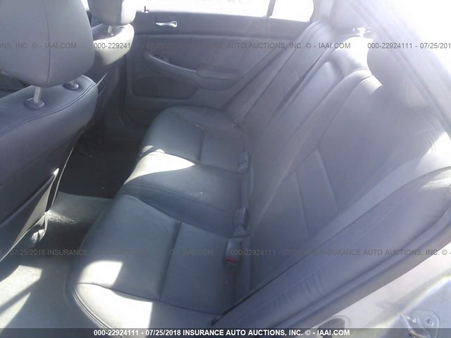 JHMCN36445C004387 - 2005 HONDA ACCORD HYBRID SILVER photo 8