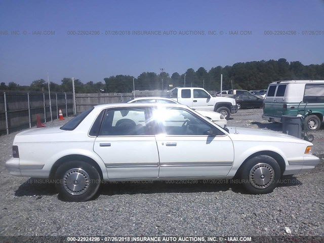 1G4AG5549R6418698 - 1994 BUICK CENTURY SPECIAL WHITE photo 6