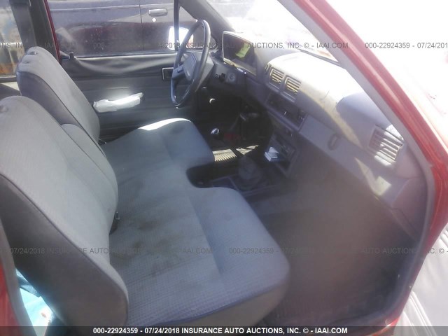 JT4RN70D2J0053904 - 1988 TOYOTA PICKUP XTRACAB RN70 DLX RED photo 5