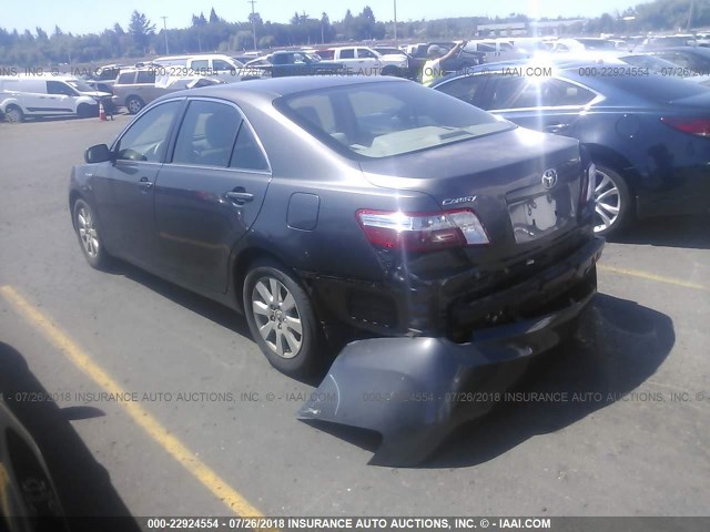 JTNBB46K283046261 - 2008 TOYOTA CAMRY HYBRID GRAY photo 3