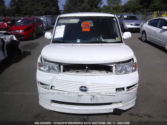 JTLKT324964118412 - 2006 TOYOTA SCION XB Weiß Foto 6