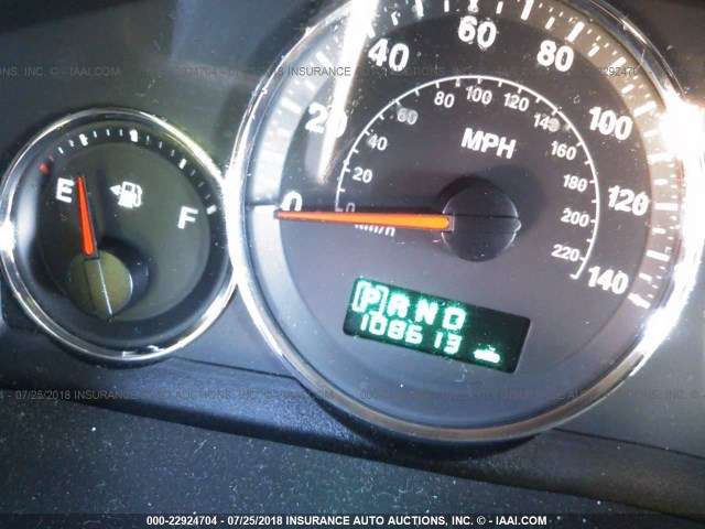 1J8HG48K57C598390 - 2007 JEEP COMMANDER GREEN photo 7