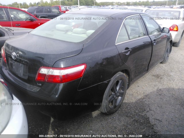 4T4BE46K58R047752 - 2008 TOYOTA CAMRY CE/LE/XLE/SE BLACK photo 4