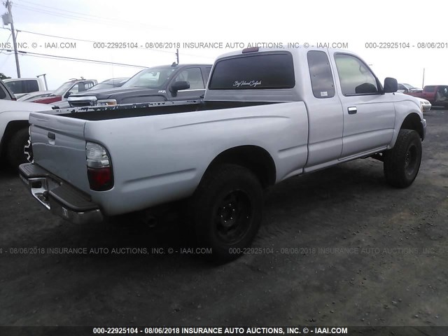 4TASN92N9YZ641013 - 2000 TOYOTA TACOMA XTRACAB PRERUNNER SILVER photo 4