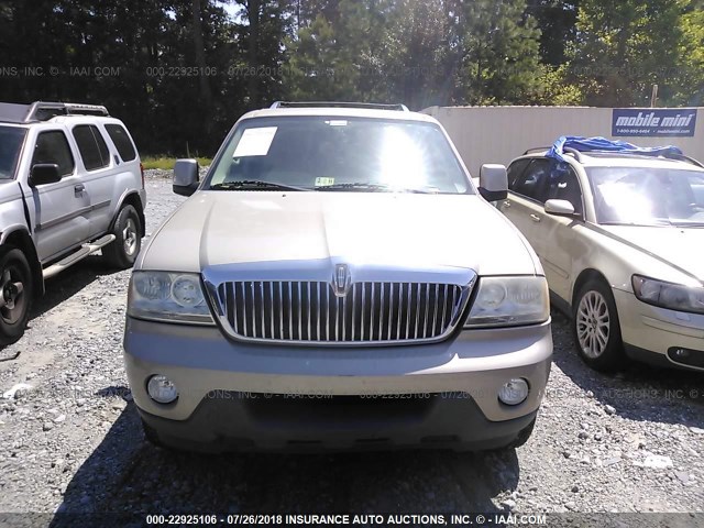 5LMEU88H25ZJ30036 - 2005 LINCOLN AVIATOR 金色 照片 6