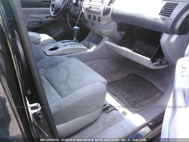 5TELU42N77Z373175 - 2007 TOYOTA TACOMA DOUBLE CAB შავი ფოტო 5