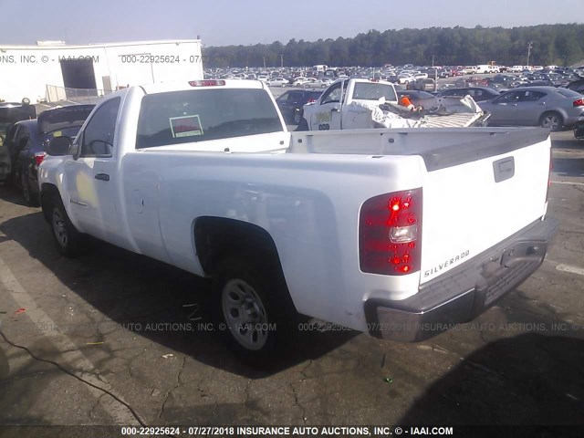 1GCEC14X47Z621645 - 2007 CHEVROLET SILVERADO C1500 CLASSIC WHITE photo 3