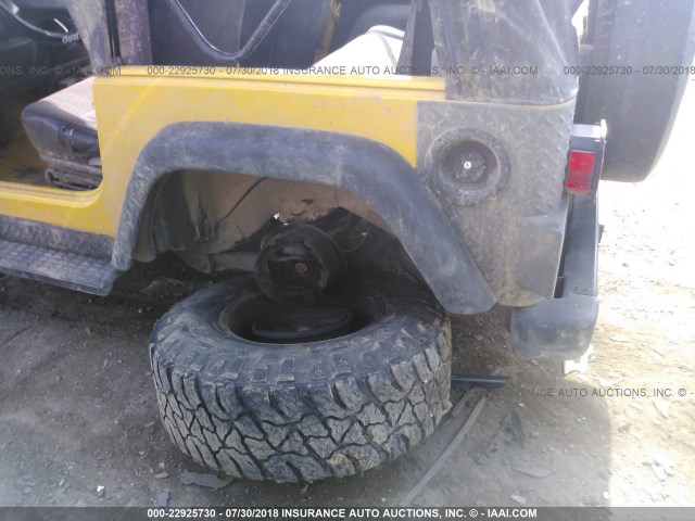 1J4FA29P1YP705096 - 2000 JEEP WRANGLER / TJ SE YELLOW photo 6