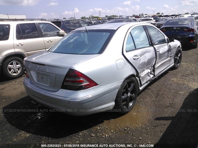 WDBRF52HX6E022538 - 2006 MERCEDES-BENZ C GENERATION 2006 230 SILVER photo 4