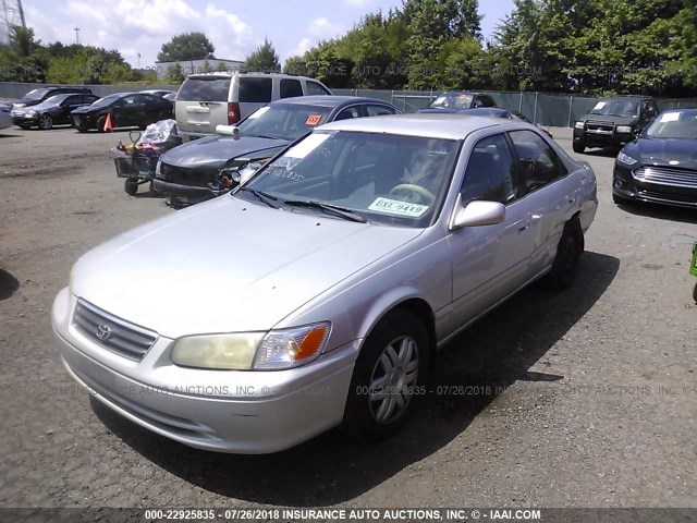 4T1BG22K41U820666 - 2001 TOYOTA CAMRY CE/LE/XLE 银色 照片 2