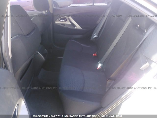 4T1BF3EK7BU205986 - 2011 TOYOTA CAMRY SE/LE/XLE ნაცრისფერი ფოტო 8