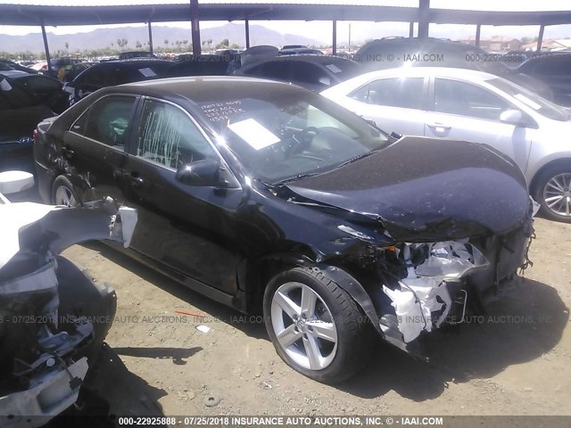 4T1BF1FK8DU274398 - 2013 TOYOTA CAMRY L/SE/LE/XLE 黑色 照片 1