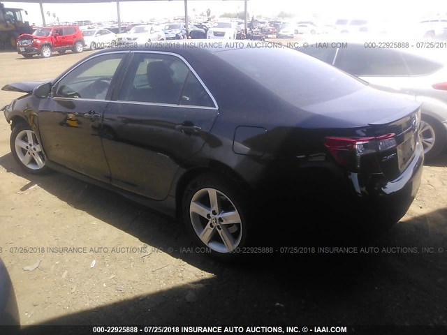 4T1BF1FK8DU274398 - 2013 TOYOTA CAMRY L/SE/LE/XLE 黑色 照片 3