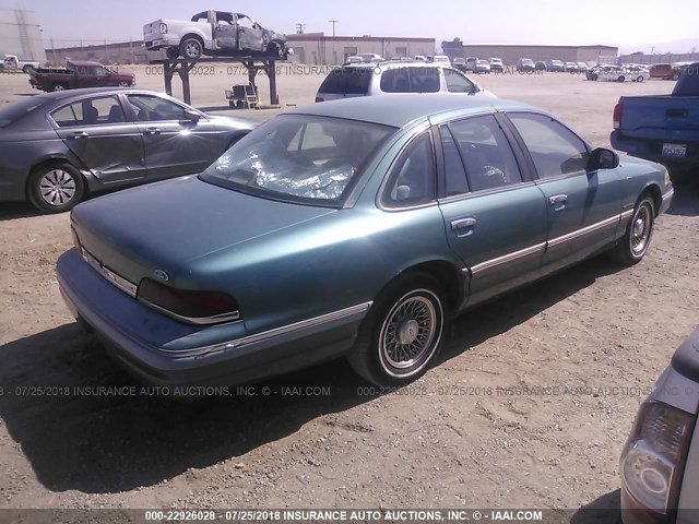 2FALP74W5PX165351 - 1993 FORD CROWN VICTORIA LX GREEN photo 4