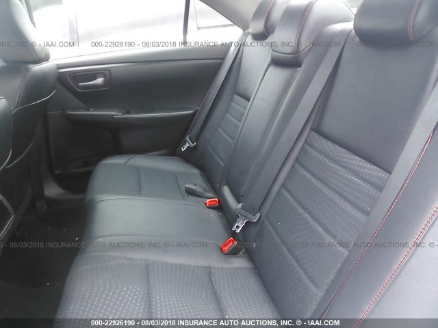 4T1BF1FK0FU064915 - 2015 TOYOTA CAMRY LE/XLE/SE/XSE WHITE photo 8