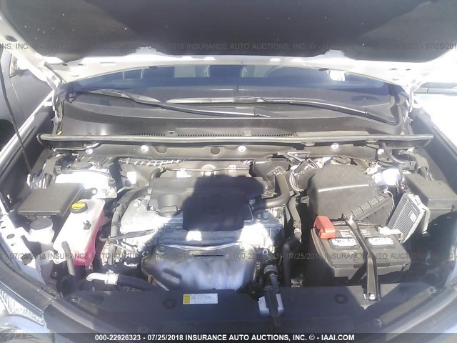2T3RFREV0JW743835 - 2018 TOYOTA RAV4 ADVENTURE/XLE WHITE photo 10