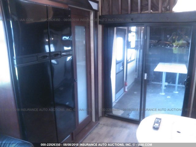 5SFCG4331DE263965 - 2013 HEARTLAND CYCLONE 4000  თეთრი ფოტო 9