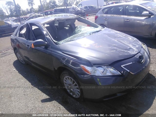 4T1BE46K27U143332 - 2007 TOYOTA CAMRY NEW GENERAT CE/LE/XLE/SE GRAY photo 1