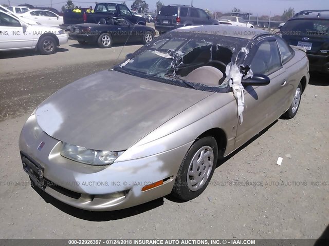 1G8ZF1284WZ154207 - 1998 SATURN SC1 CREAM photo 2