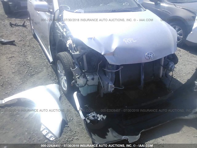 2T1KU4EE9AC265659 - 2010 TOYOTA COROLLA MATRIX  SILVER photo 6