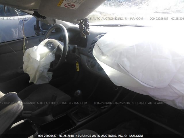 JTDBE32KX20080789 - 2002 TOYOTA CAMRY LE/XLE/SE Ağ foto 5