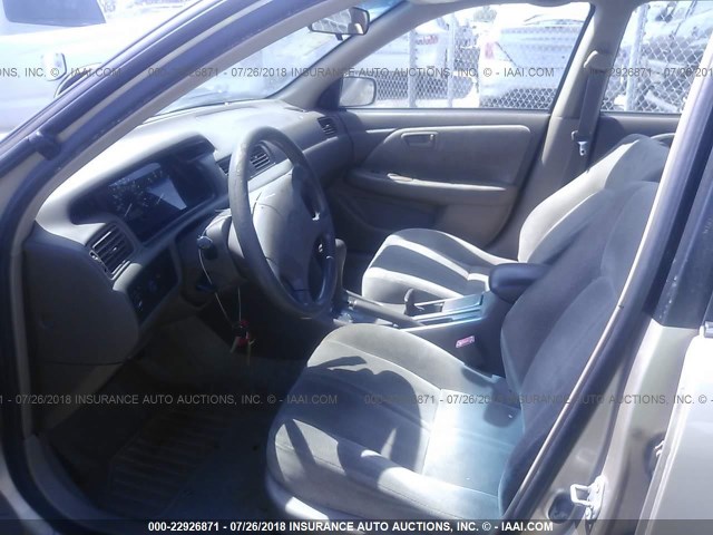 JT2BF28KXX0170359 - 1999 TOYOTA CAMRY LE/XLE BROWN photo 5