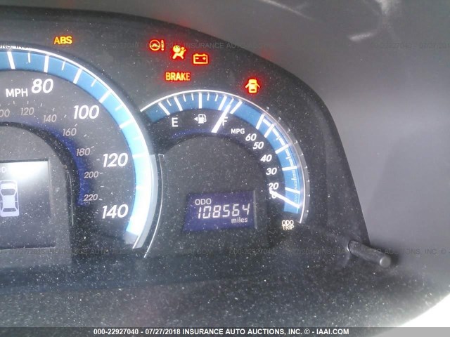 4T1BD1FK5DU085214 - 2013 TOYOTA CAMRY HYBRID/LE/XLE 银色 照片 7