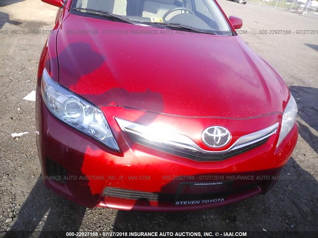 4T1BB3EK8BU131649 - 2011 TOYOTA CAMRY HYBRID RED photo 6