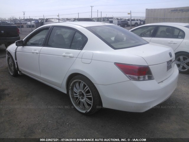 1HGCP36888A005137 - 2008 HONDA ACCORD EXL WHITE photo 3