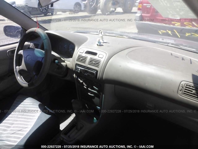 1NXBR12E0YZ386173 - 2000 TOYOTA COROLLA VE/CE/LE ბეჟი ფოტო 5