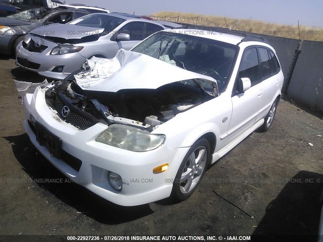 JM1BJ245821617537 - 2002 MAZDA PROTEGE PR5 WHITE photo 2