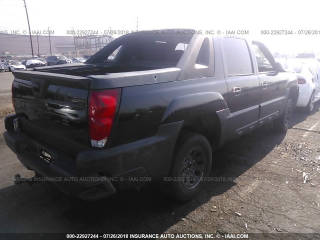 3GNEC13TX3G132442 - 2003 CHEVROLET AVALANCHE C1500 BLACK photo 4