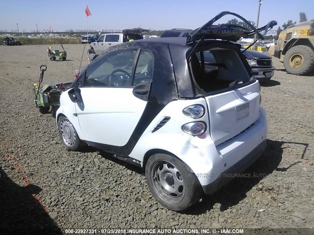 WMEEJ3BA6DK650375 - 2013 SMART FORTWO PURE/PASSION WHITE photo 3